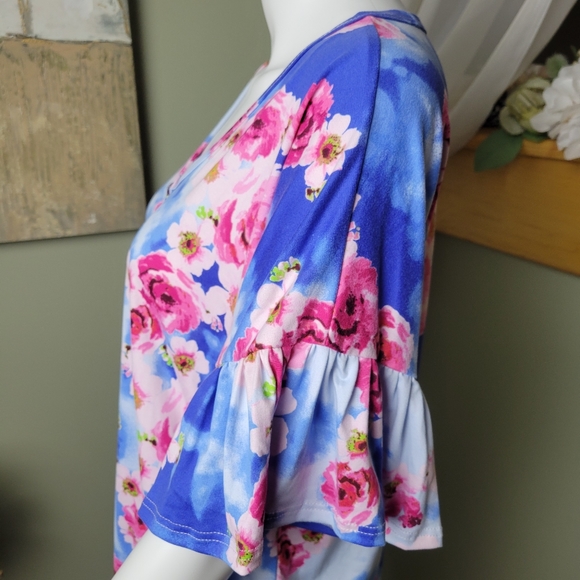 Reborn J Floral Clouds Front Tie Top - Picture 6 of 11